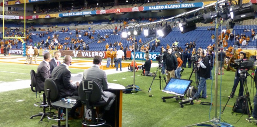 Prism Projection lights the Longhorns at Alamodome