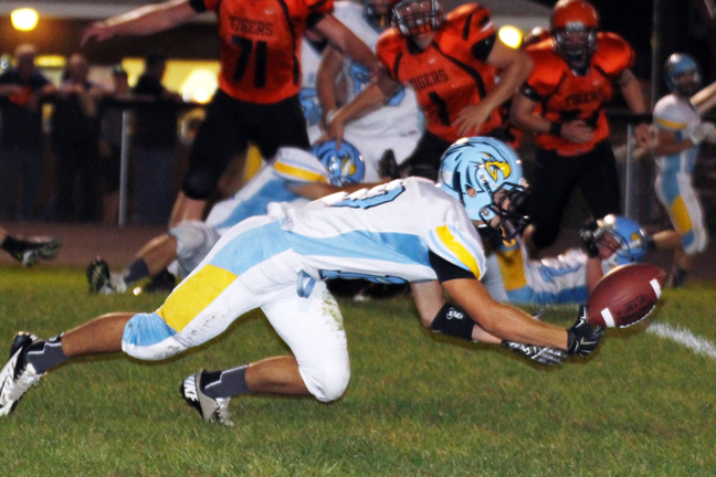 Hawks’ offense comes alive against Iowa Valley