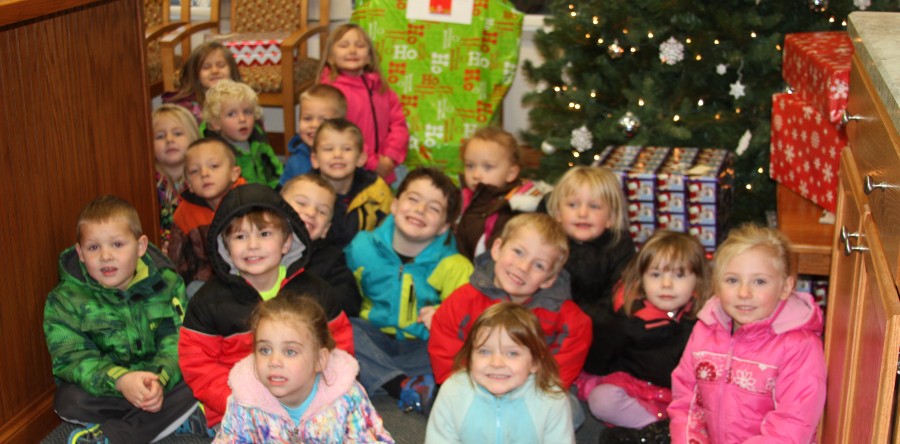Preschoolers learn about giving