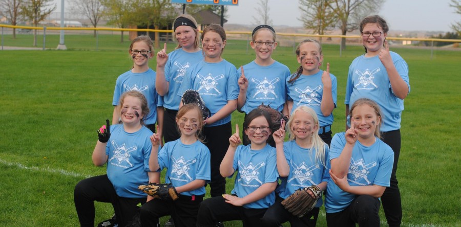 Little League youth athletes ready to play ball