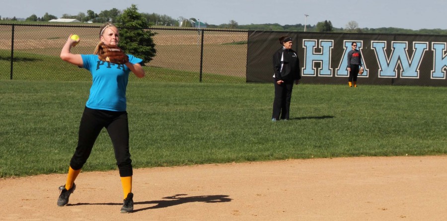 L-S Girls Softball Preview: Girls eye state title, return six starters