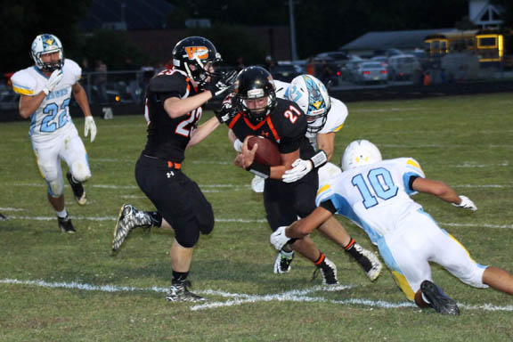 Ehresman’s five touchdowns help bring down Van Buren