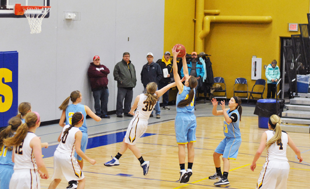 Victories over Sigourney, EV keep L-S girls’ record perfect