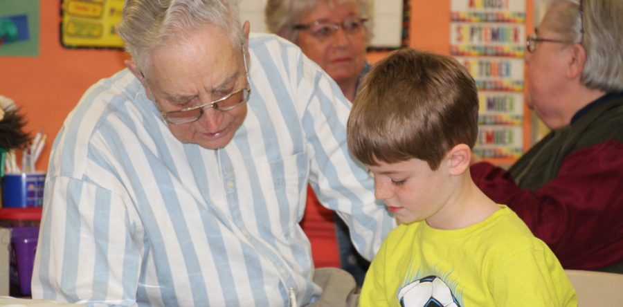 Nearly 300 special guests attend 2016 Grandparents Day