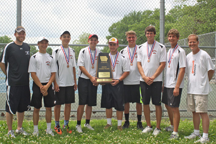 Grinnell tennis team takes third in state
