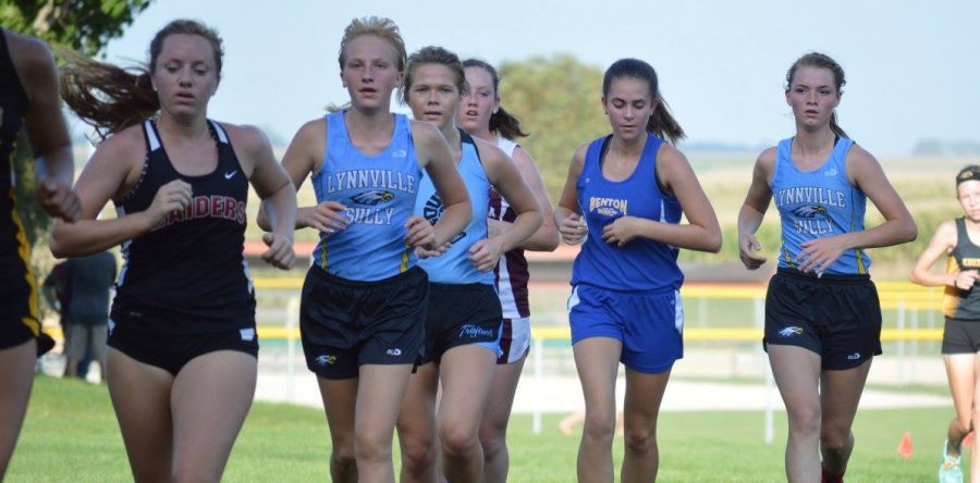 Tough competition, hot temps for XC at Grinnell