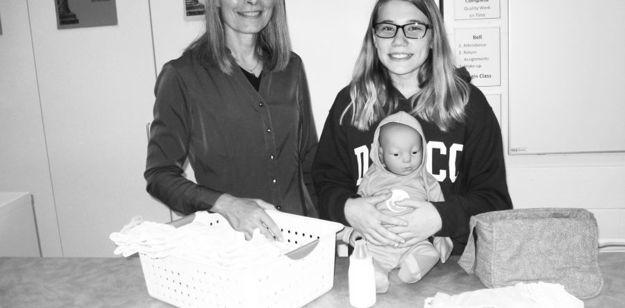 Parenting prep: Programmed baby simulators provide reality check