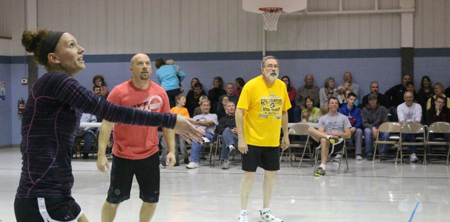 Church groups hold turkey bowl volleyball game