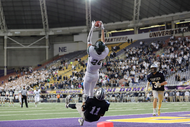 Last-second play works, sends Pella back to championship game