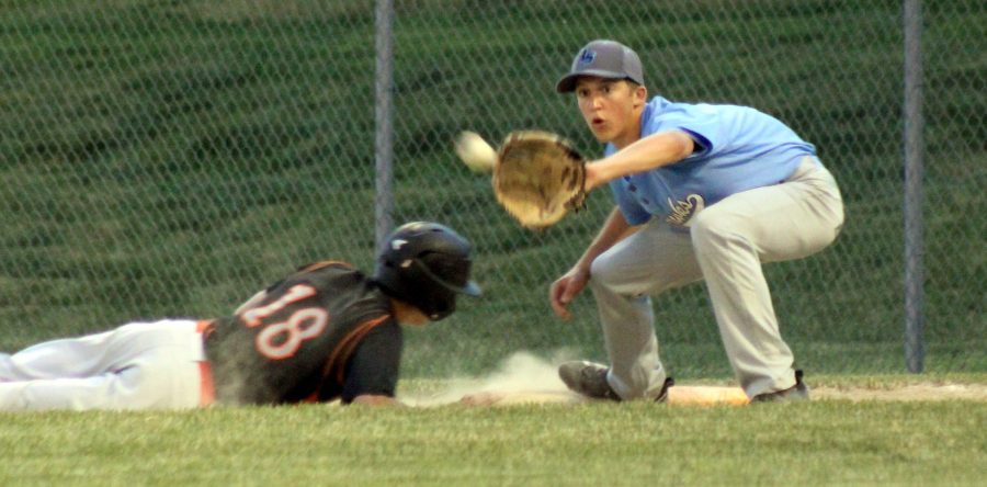 L-S baseball wins first SICL title since 2001