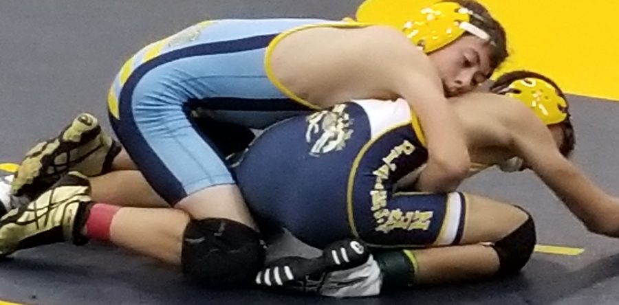 Wrestlers go 2-2 at opener, Dunsbergen wins at Monte