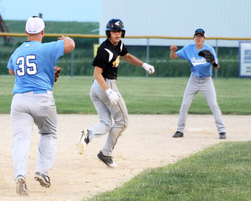 L-S baseball tops Tri-County, suffers fifth one-run loss