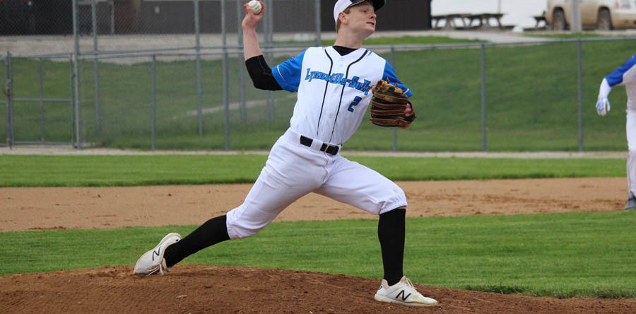 Noun Harder signs with Luther College for baseball