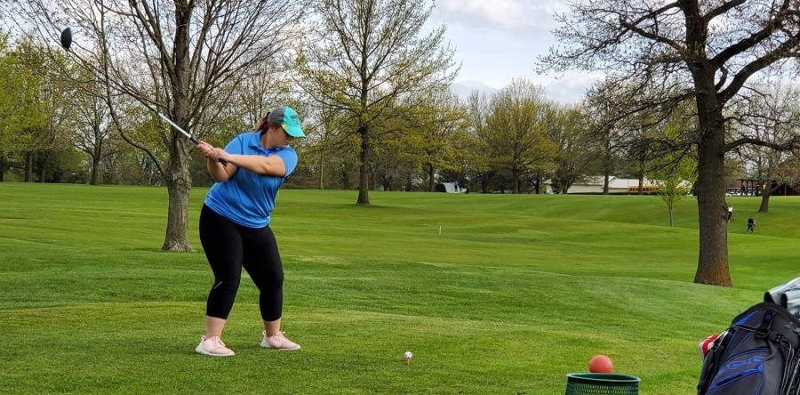 Van Maanen named runner-up medalist at SICL meet