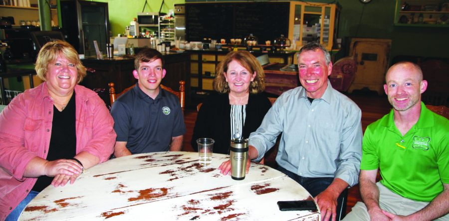 Loyal veterinarian retires after nearly four decades