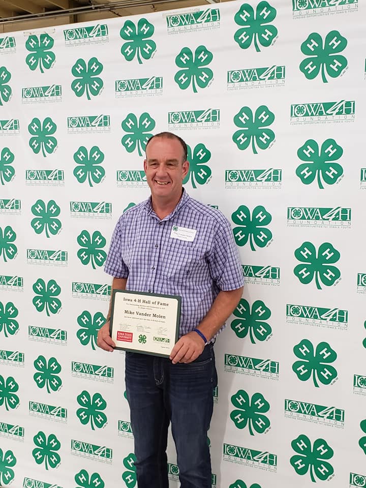 Mike Vander Molen inducted into 4-H Hall of Fame
