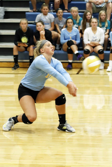 L-S netters win in three sets over Baxter, Sigourney