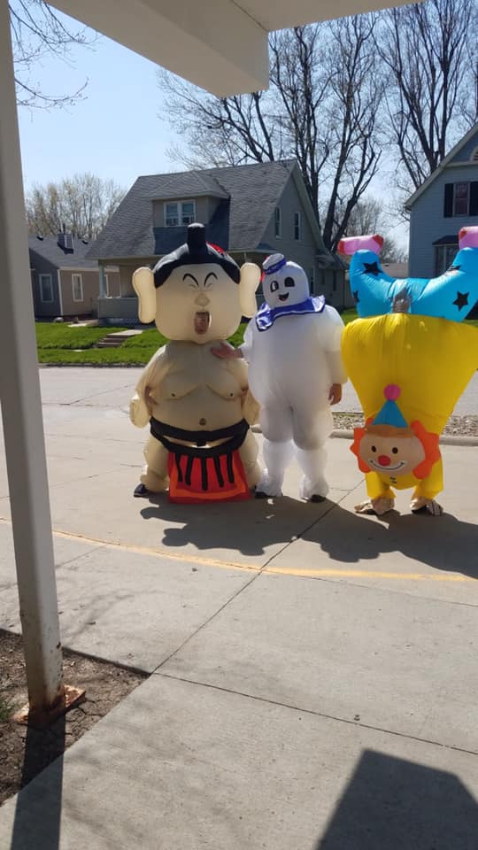 Local Hearthstone employees’ hearts and creativity bring smiles to residents
