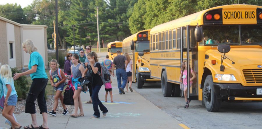 Sully Christian, Lynnville-Sully welcome back students
