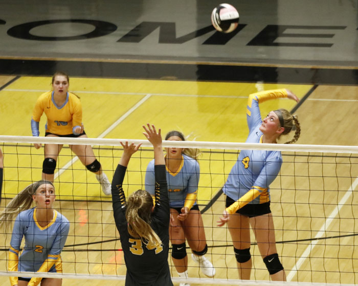 BCLUW beats L-S in four to end Hawks’ 2020 campaign