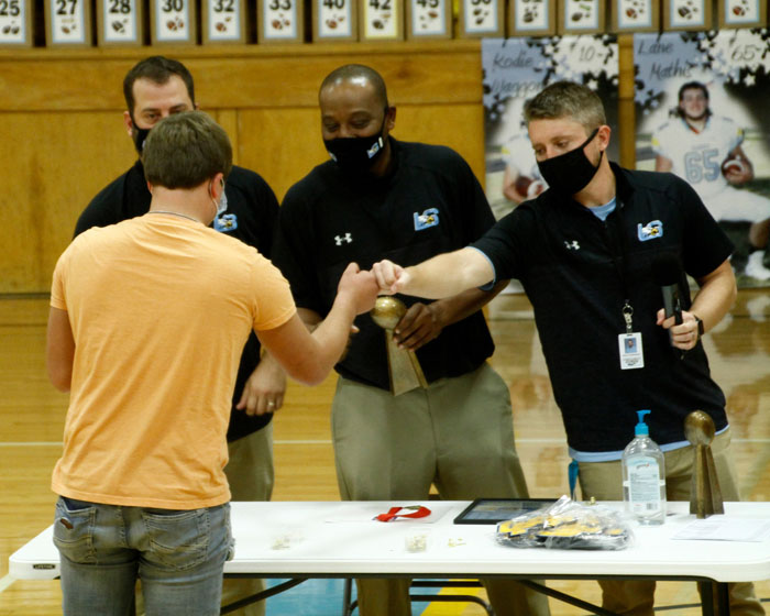 L-S fall sports teams reflect on seasons at end-of-year gatherings
