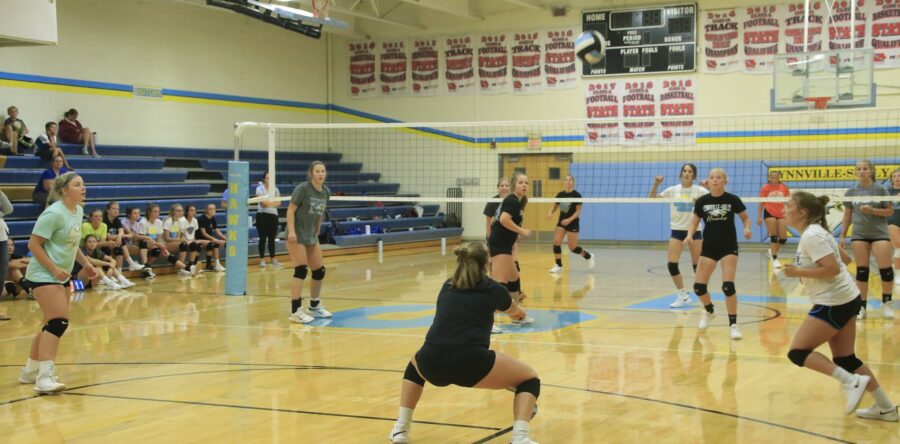 Hawks kick off fall sports with Gatorade scrimmage