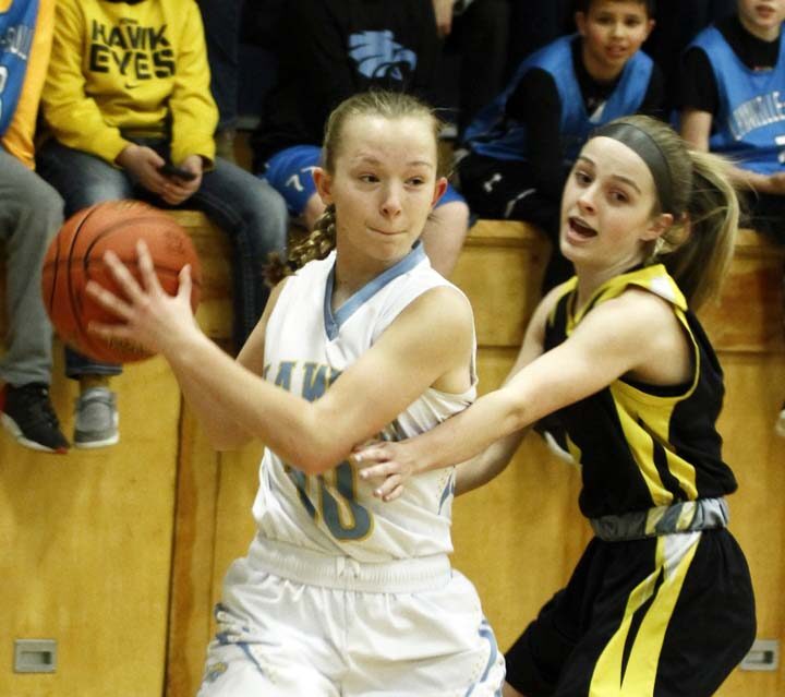L-S girls basketball wins one, drops one in conference play