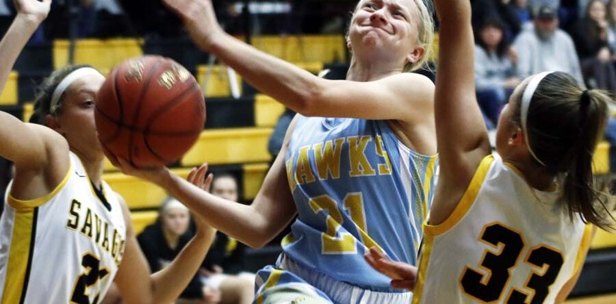 L-S girls go 1-1 in close games to kick off 2022