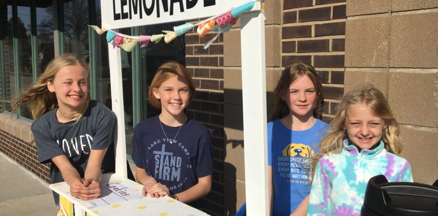 Pop-up lemonade stand in Sully raises funds for Lake View Camp