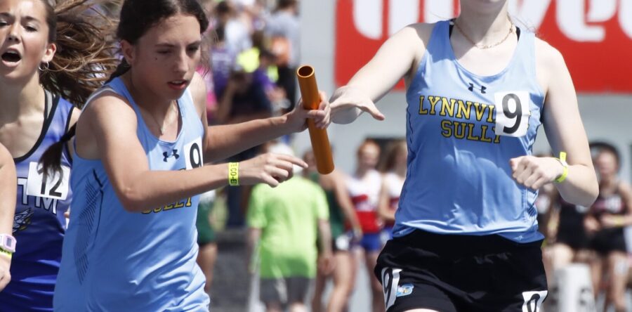Smock’s 10th-place finish leads L-S girls at state