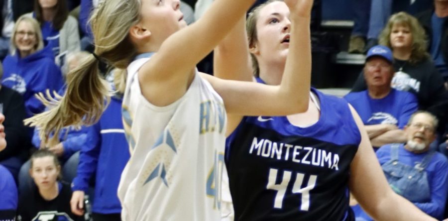 L-S girls basketball bounces back after tough loss