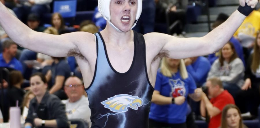 Walston goes 1-2 at state wrestling, ends career with 127 wins