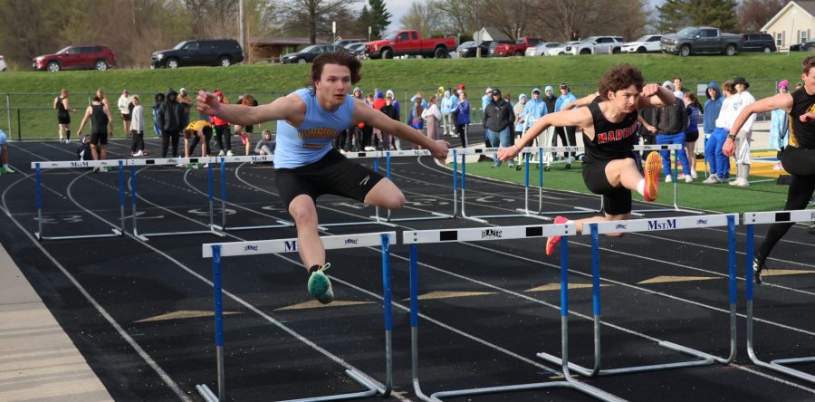 Hawks cruise to third team title as April winds down