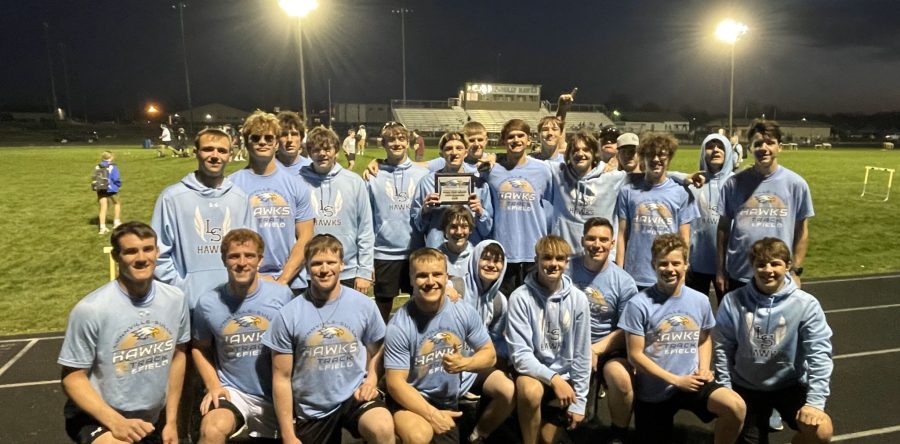 Hawks’ reign at home highlights three-meet week