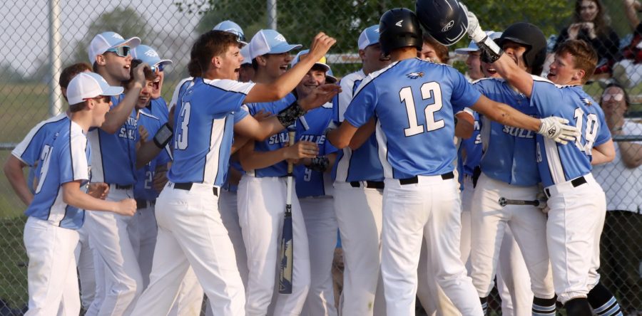 Hawk baseball off to 6-0 start