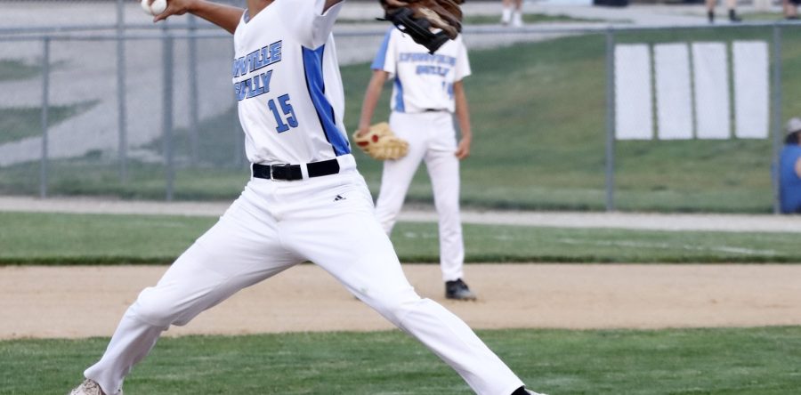 Hawks rebound from loss, finish SICL play strong