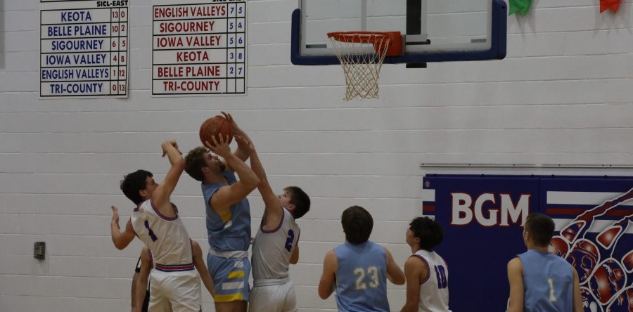 Hawks persevere for win over Baxter, look ahead to the postseason
