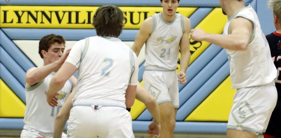 Hawks hold off EBF’s late surge, blast past Lamoni in first round