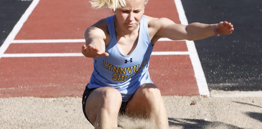 Hawks heat up on the track despite chilly week