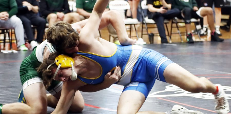 Hawks fall short at lone competition of the week