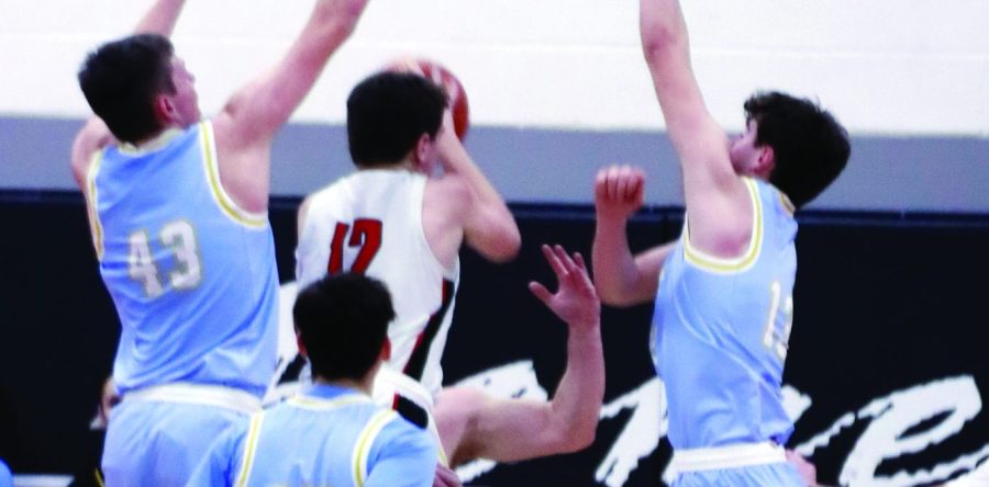 Hawks deliver decisive win over CM, fall to the Warhawks