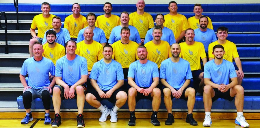 Hawk alumni, fans battle it out in community basketball game