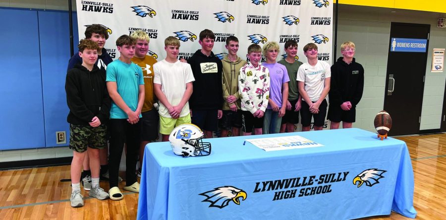 Lynnville-Sully boys of fall ready to grind it out on the gridiron