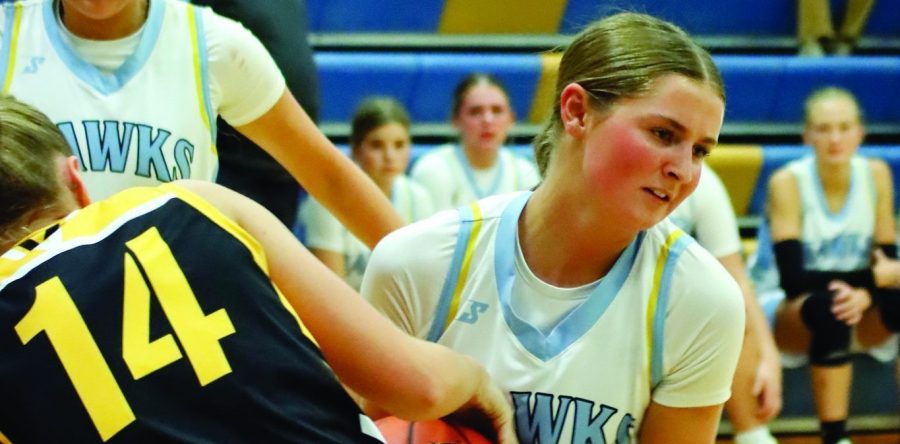 L-S girls basketball notches season-opening victory
