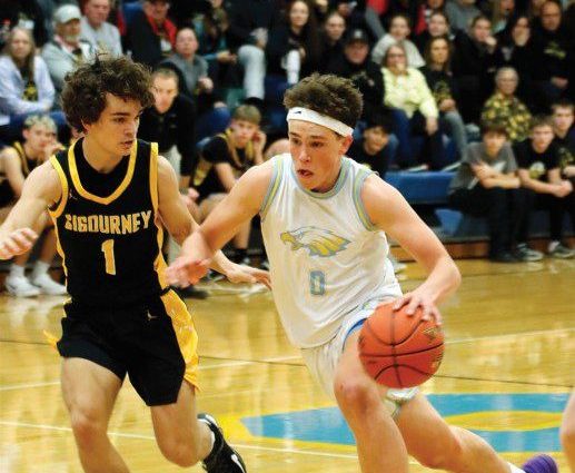 Hawks prevail against Sigourney, blast past Belle Plaine
