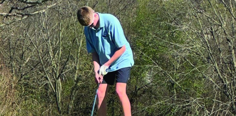 Trio of second-place team finishes highlights Hawks’ week of golf